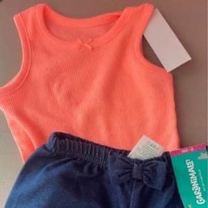 Onesie/shorts baby outfit